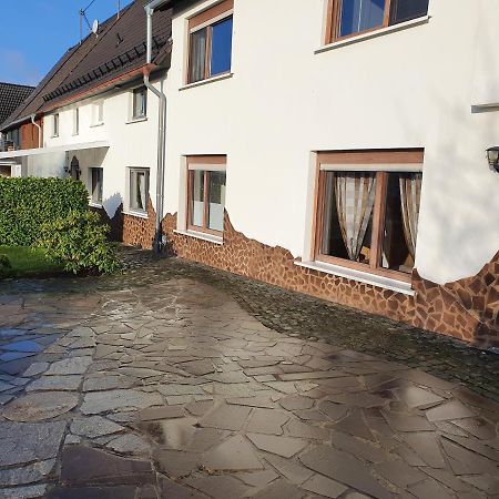 Gemuetliches Fachwerk Im Oberbergischen Apartment Wiehl Exterior foto